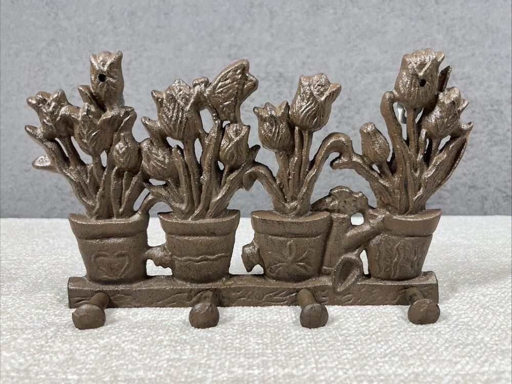 CAST IRON RUST FINISH  4 POTTED  TULIPS  COAT HOOK (4 HOOKS)
